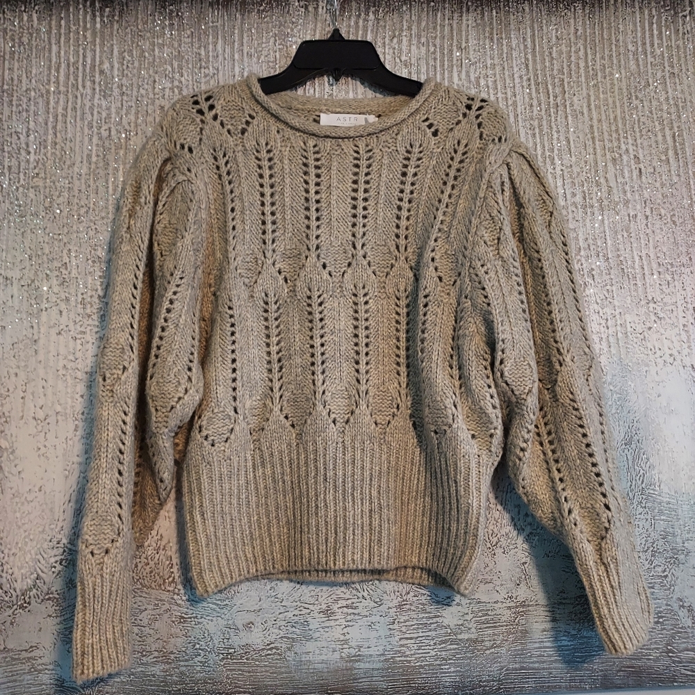 ASTR The Label Dia Pointelle Sweater Sz-L